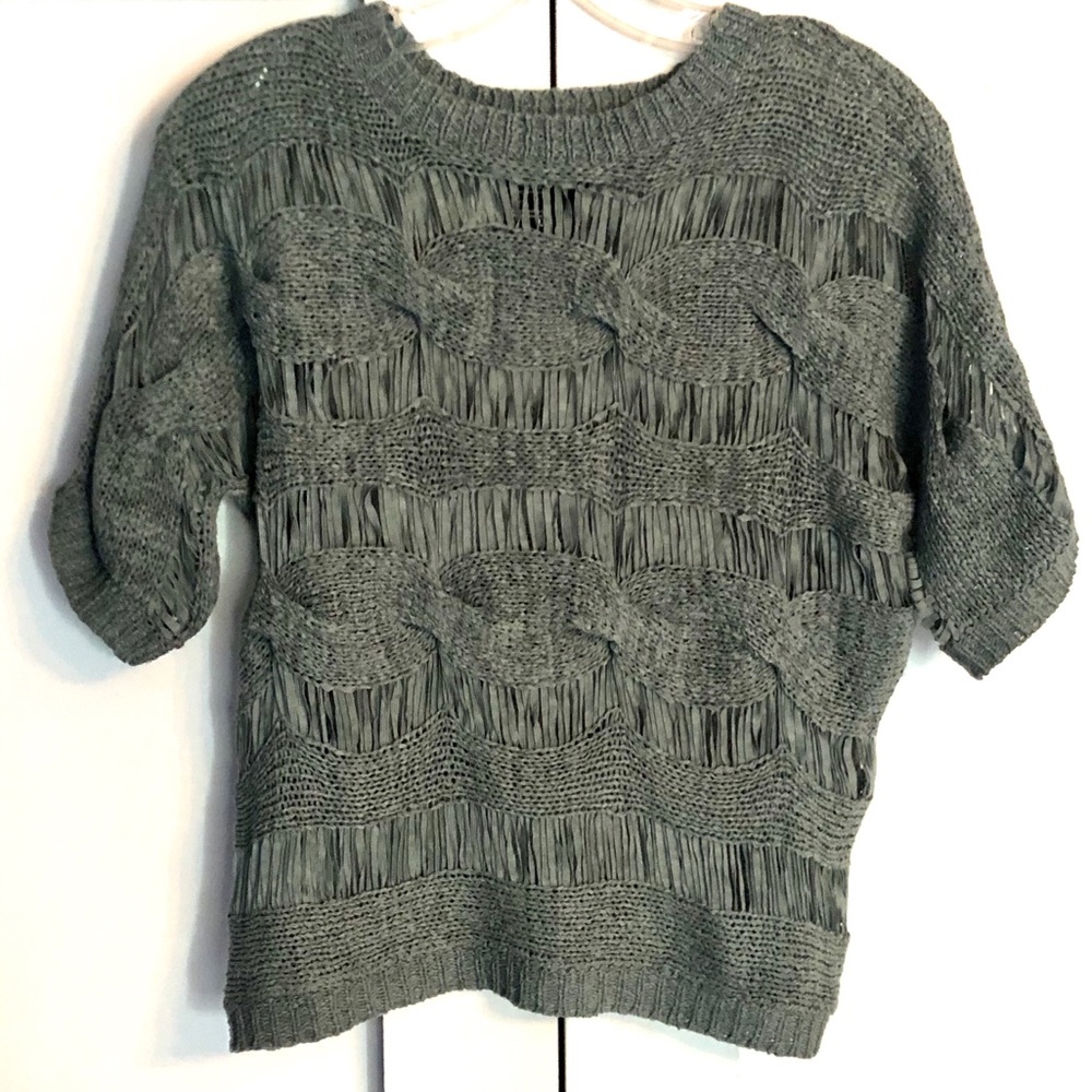 a+ro gray open knit short sleeve sweater sz S